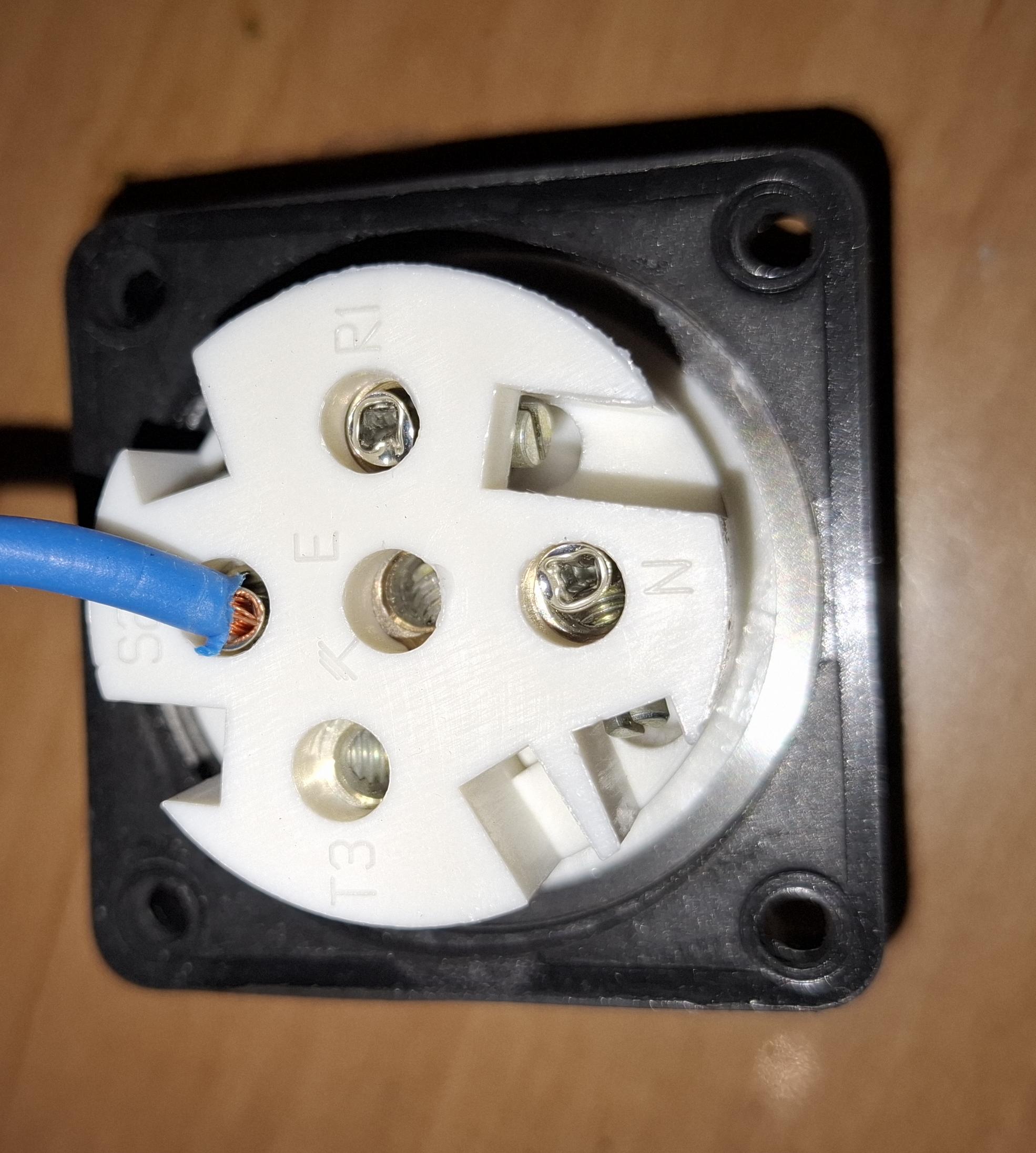 stecker.jpg