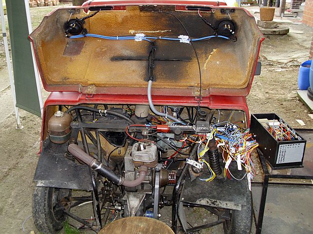 Zentralelektrik verdrahtet (6).JPG