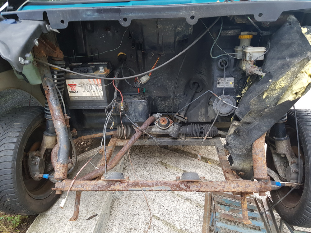 Frontansicht Motorraum